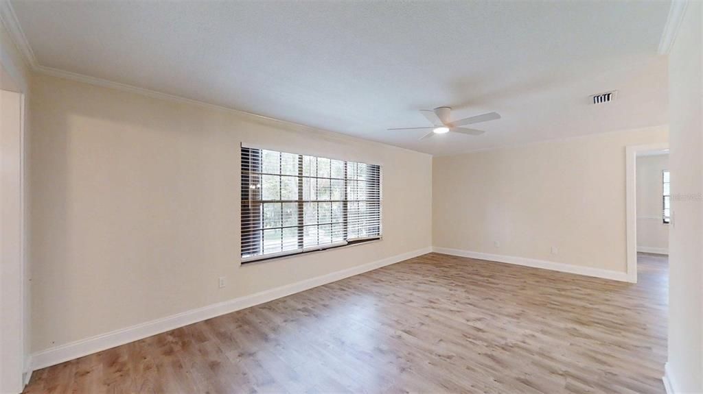 Active With Contract: $349,995 (3 beds, 2 baths, 2232 Square Feet)