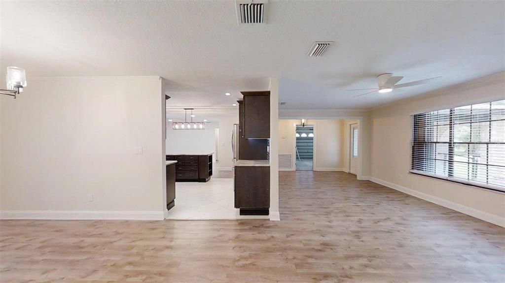 Active With Contract: $349,995 (3 beds, 2 baths, 2232 Square Feet)