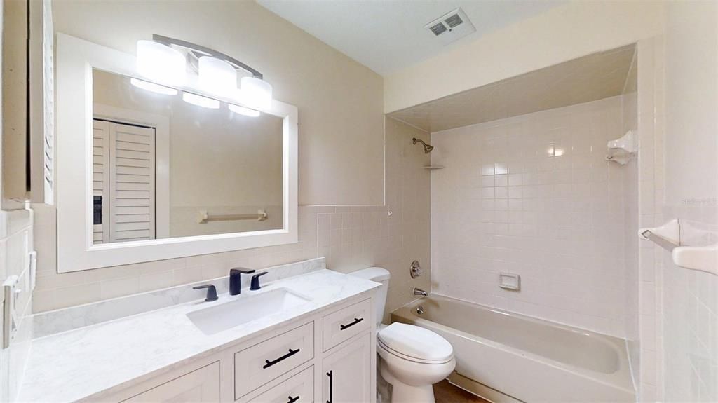 Active With Contract: $349,995 (3 beds, 2 baths, 2232 Square Feet)