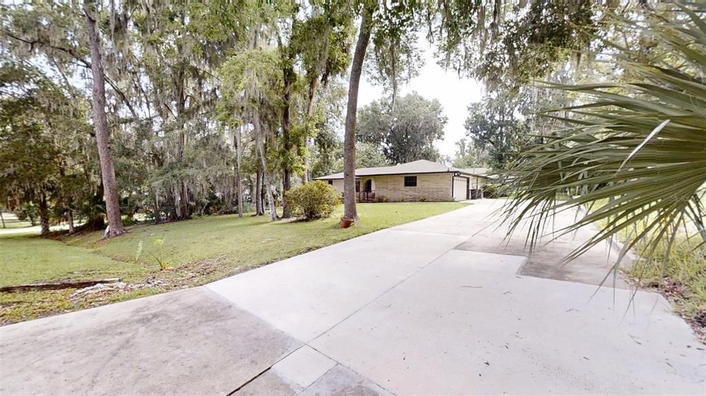 Active With Contract: $349,995 (3 beds, 2 baths, 2232 Square Feet)