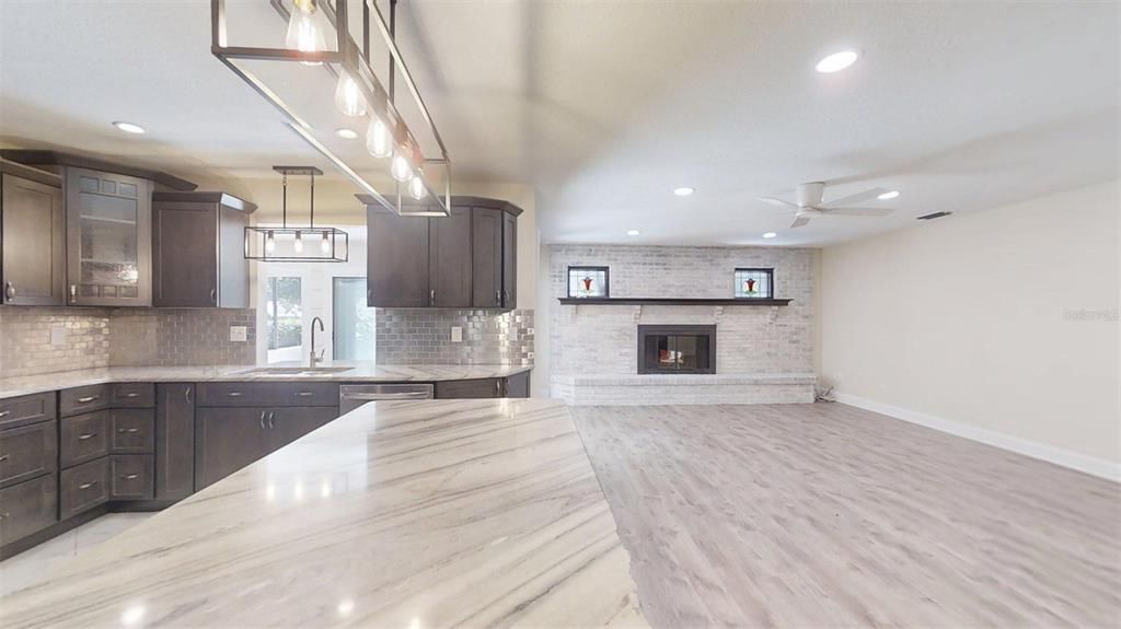 Active With Contract: $349,995 (3 beds, 2 baths, 2232 Square Feet)