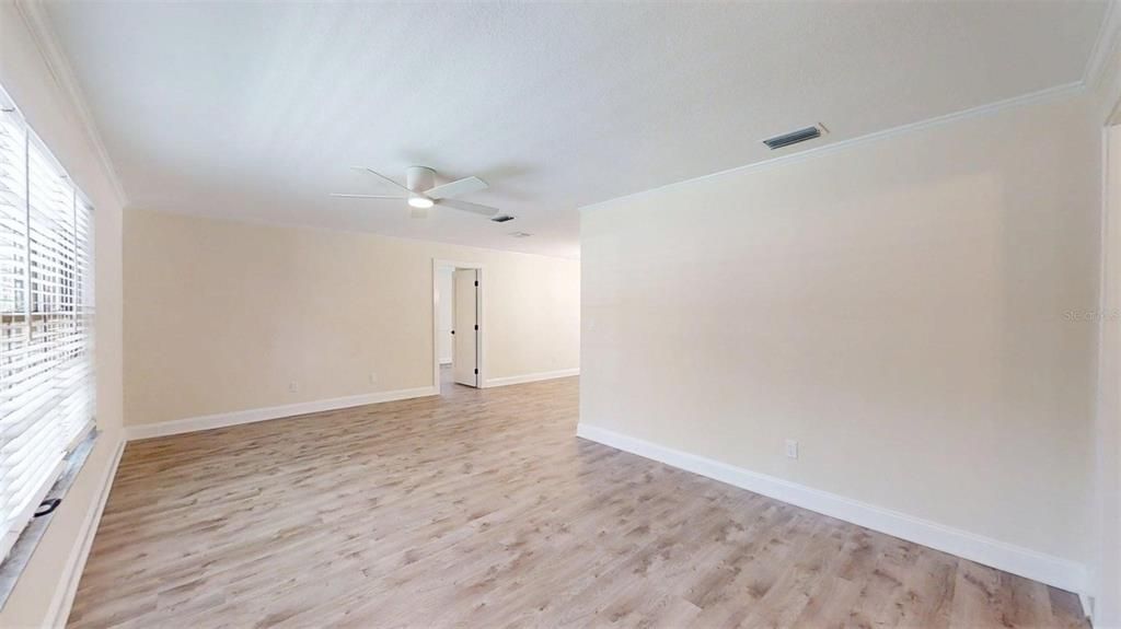 Active With Contract: $349,995 (3 beds, 2 baths, 2232 Square Feet)