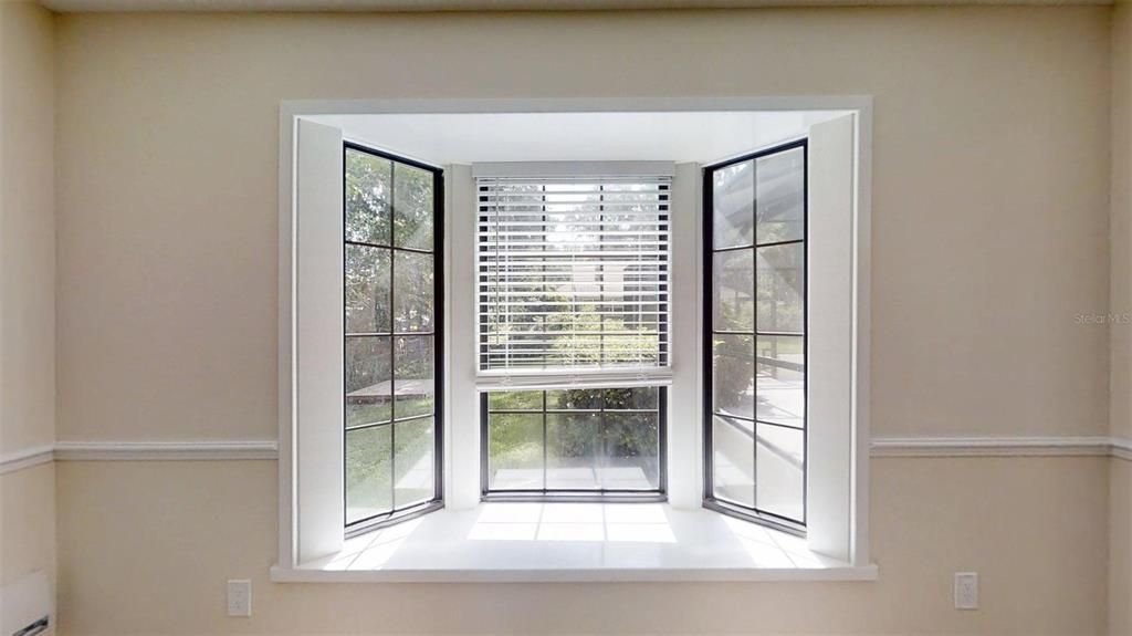 Active With Contract: $349,995 (3 beds, 2 baths, 2232 Square Feet)