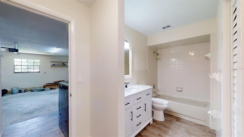 Active With Contract: $349,995 (3 beds, 2 baths, 2232 Square Feet)