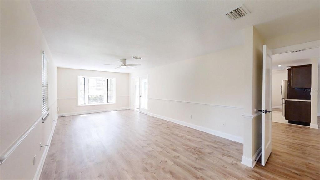 Active With Contract: $349,995 (3 beds, 2 baths, 2232 Square Feet)