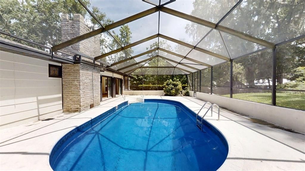 Active With Contract: $349,995 (3 beds, 2 baths, 2232 Square Feet)