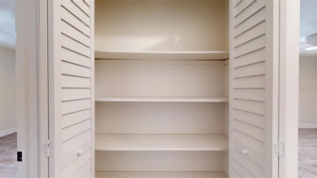 Active With Contract: $349,995 (3 beds, 2 baths, 2232 Square Feet)