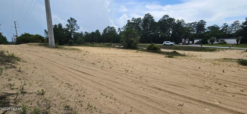 待售: $9,500 (0.24 acres)