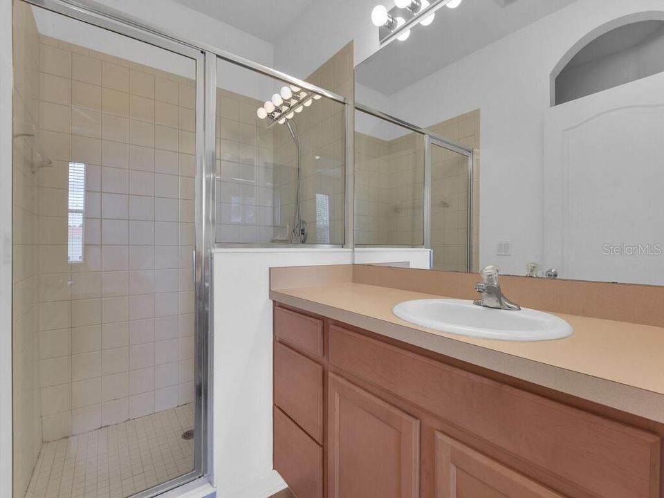 En Venta: $222,500 (2 camas, 2 baños, 1268 Pies cuadrados)