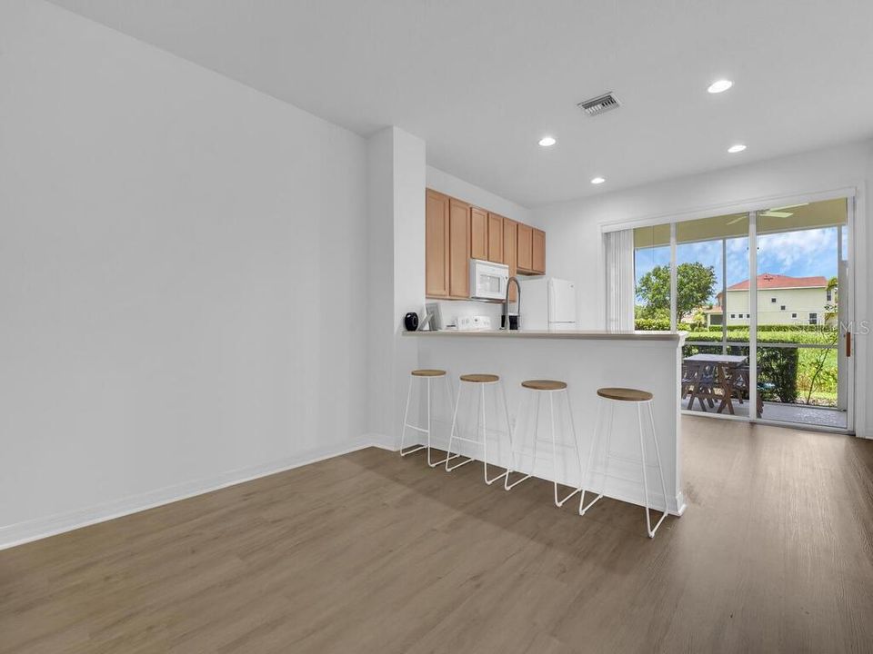 En Venta: $222,500 (2 camas, 2 baños, 1268 Pies cuadrados)