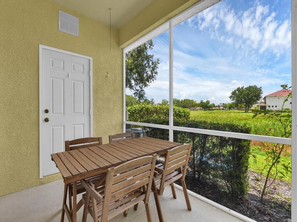 En Venta: $222,500 (2 camas, 2 baños, 1268 Pies cuadrados)