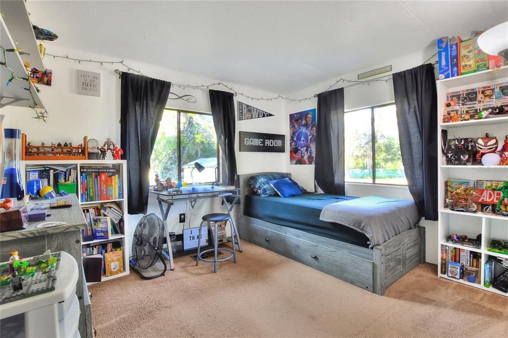 待售: $419,900 (3 贝兹, 2 浴室, 1800 平方英尺)