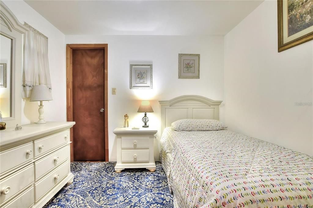 待售: $419,900 (3 贝兹, 2 浴室, 1800 平方英尺)