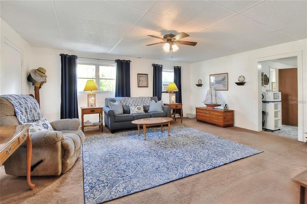 待售: $419,900 (3 贝兹, 2 浴室, 1800 平方英尺)