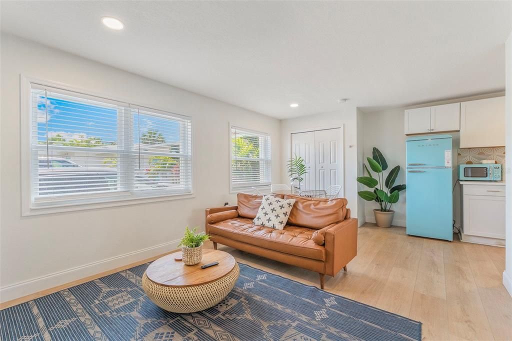 待售: $1,795,000 (8 贝兹, 0 浴室, 3156 平方英尺)