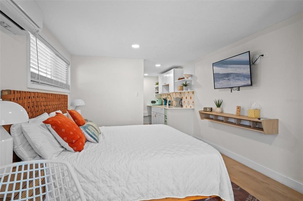 待售: $1,795,000 (8 贝兹, 0 浴室, 3156 平方英尺)