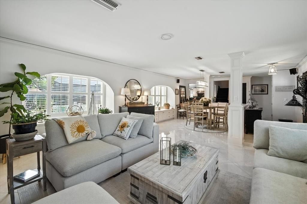 待售: $699,000 (3 贝兹, 2 浴室, 2130 平方英尺)