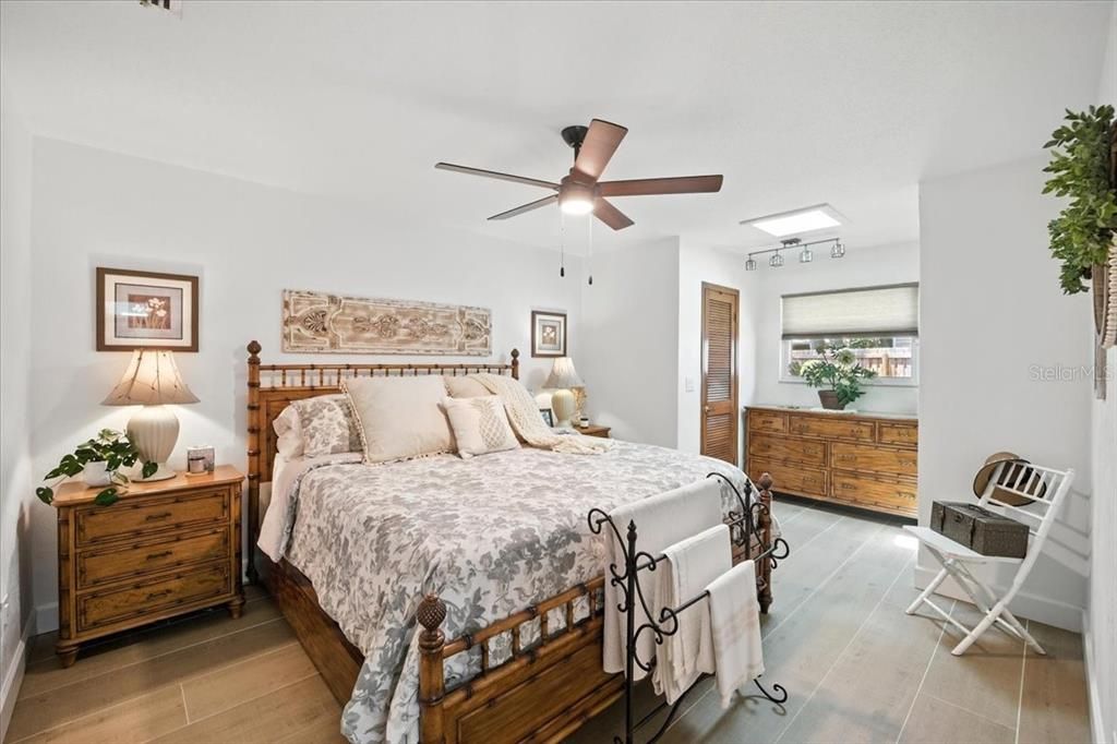 待售: $699,000 (3 贝兹, 2 浴室, 2130 平方英尺)