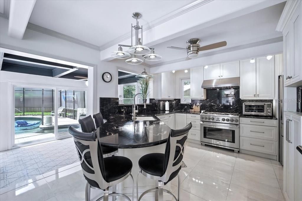 待售: $699,000 (3 贝兹, 2 浴室, 2130 平方英尺)