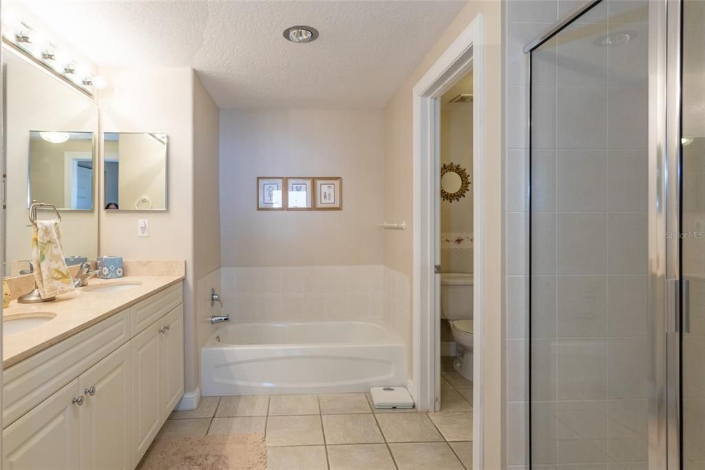 For Rent: $3,300 (3 beds, 2 baths, 1640 Square Feet)