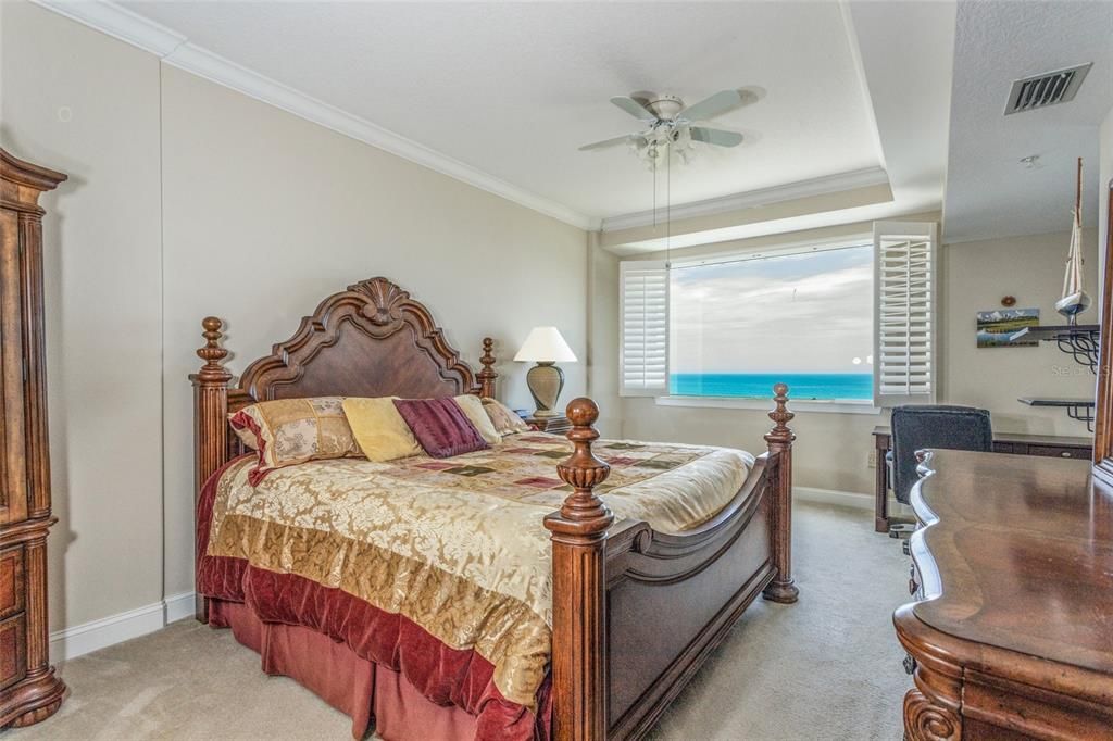 For Rent: $3,300 (3 beds, 2 baths, 1640 Square Feet)