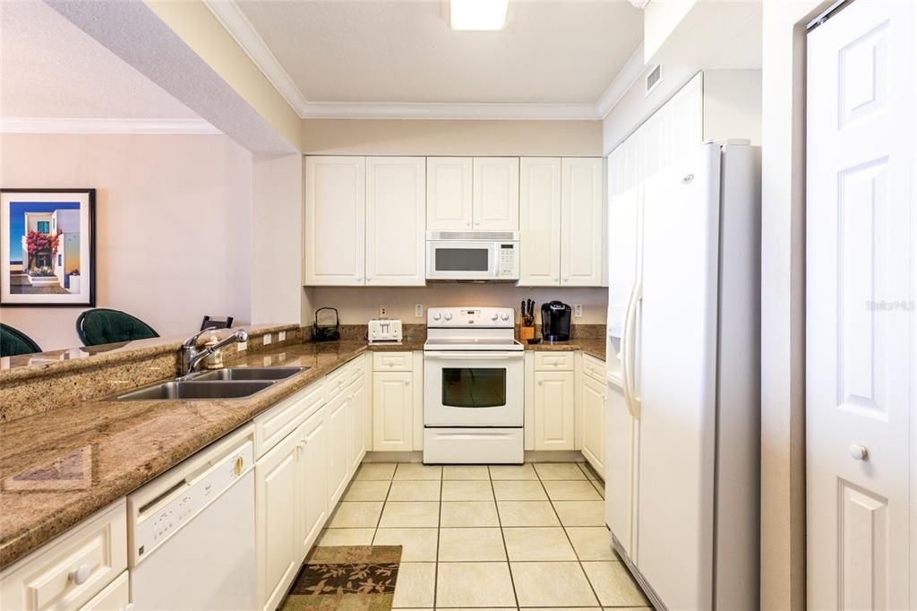 For Rent: $3,300 (3 beds, 2 baths, 1640 Square Feet)