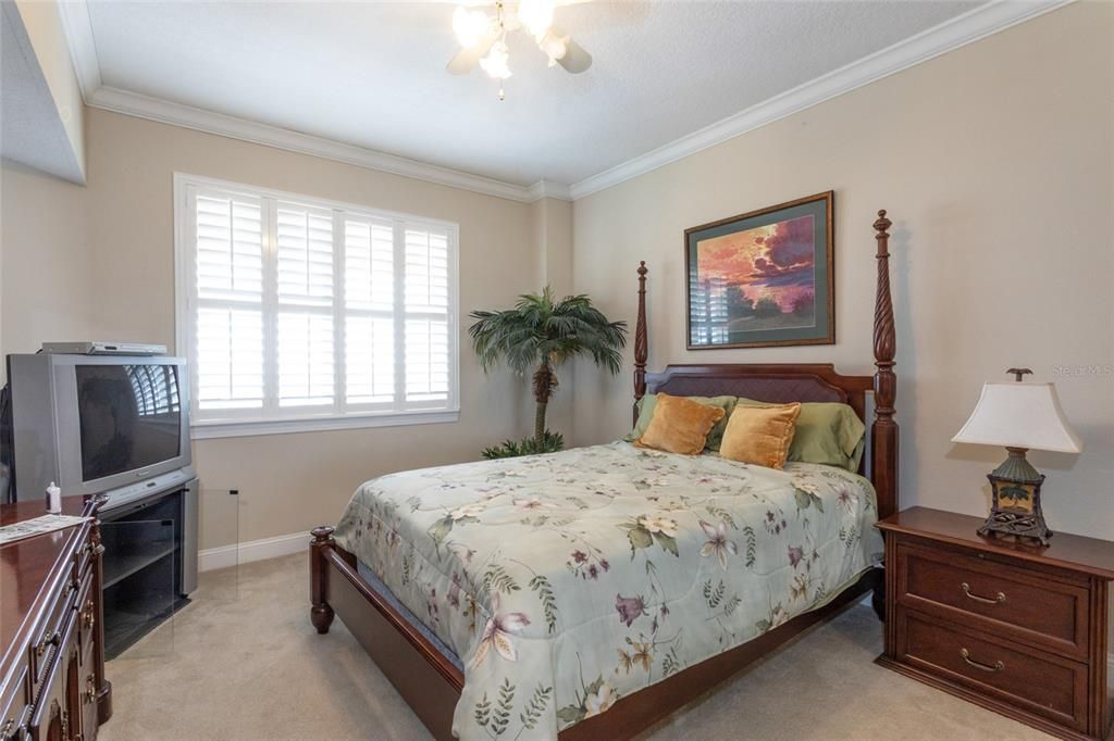 For Rent: $3,300 (3 beds, 2 baths, 1640 Square Feet)