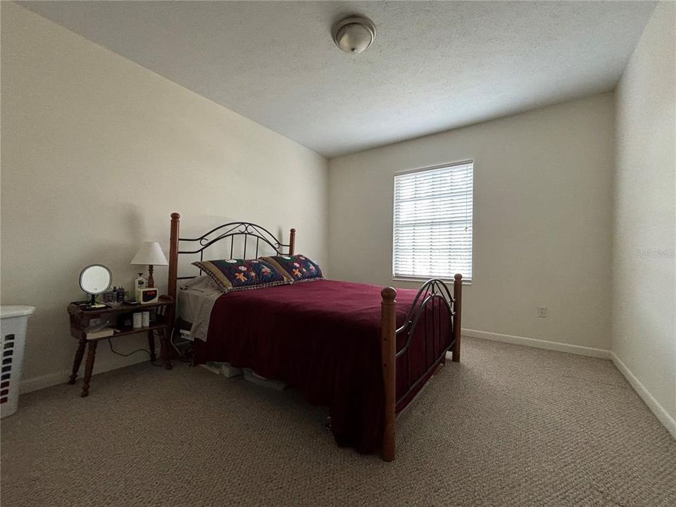 For Sale: $152,500 (2 beds, 1 baths, 748 Square Feet)