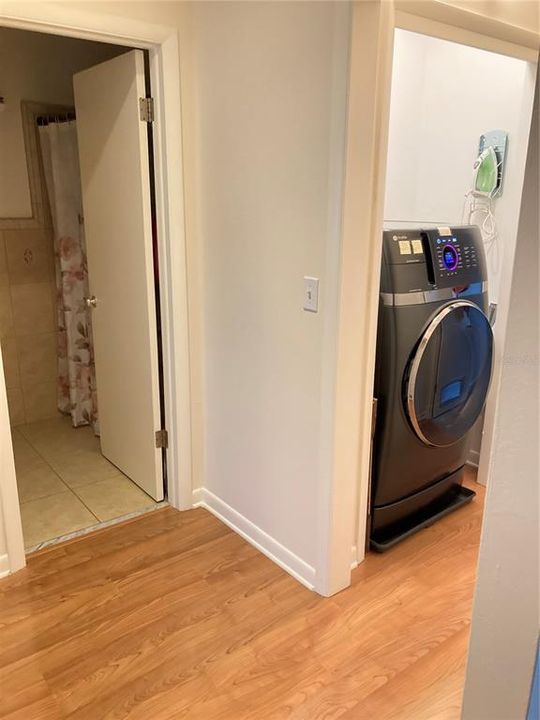 For Sale: $152,500 (2 beds, 1 baths, 748 Square Feet)