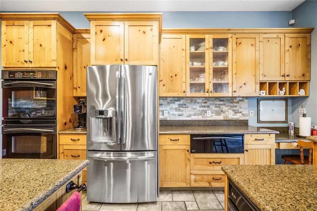 For Sale: $1,229,900 (4 beds, 3 baths, 4015 Square Feet)