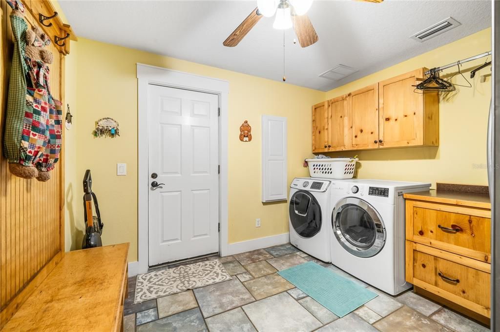 For Sale: $1,229,900 (4 beds, 3 baths, 4015 Square Feet)