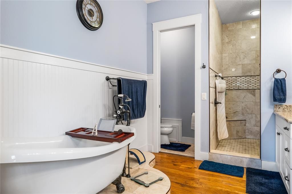 For Sale: $1,229,900 (4 beds, 3 baths, 4015 Square Feet)