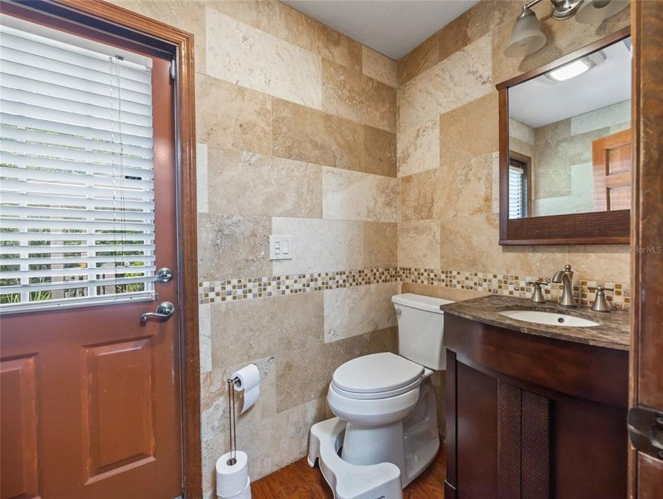 待售: $1,199,000 (4 贝兹, 2 浴室, 2612 平方英尺)