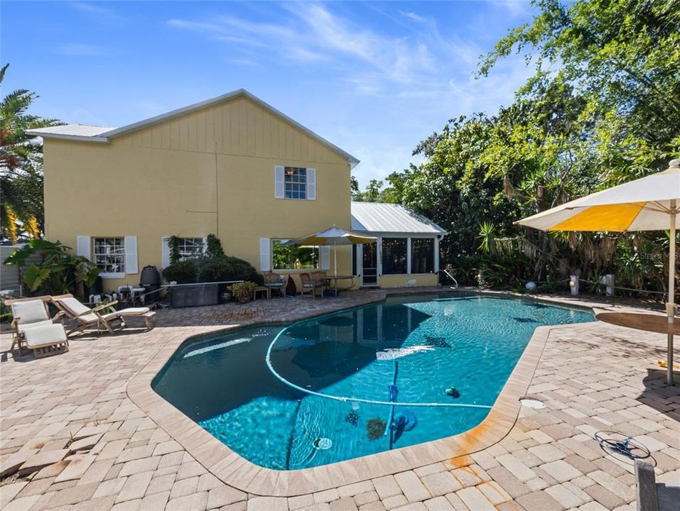 待售: $1,199,000 (4 贝兹, 2 浴室, 2612 平方英尺)