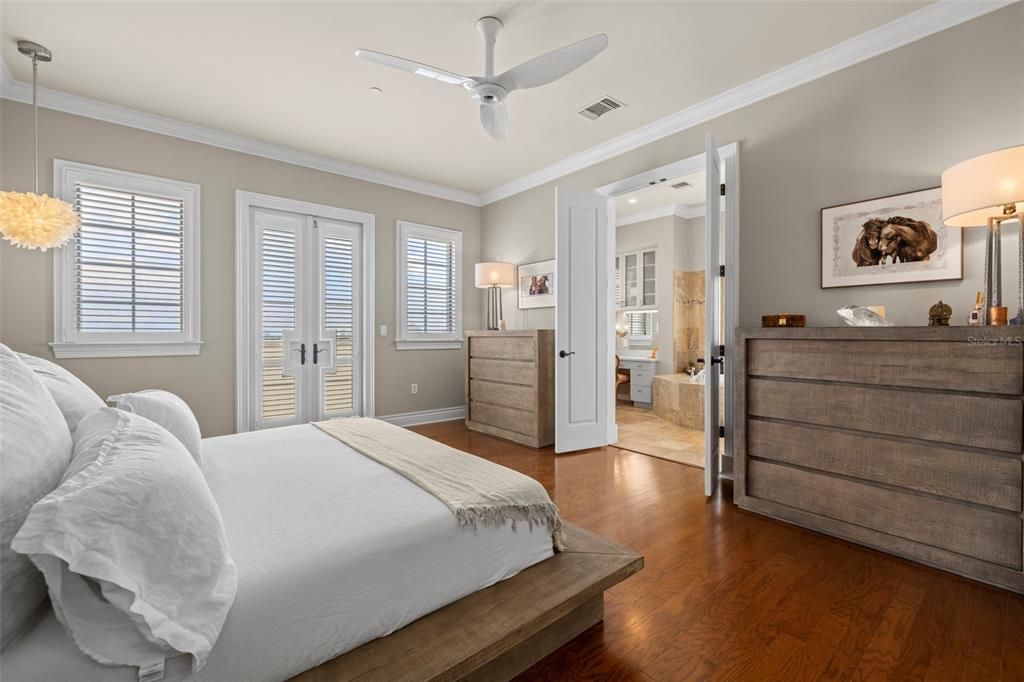 Active With Contract: $2,350,000 (4 beds, 3 baths, 3273 Square Feet)