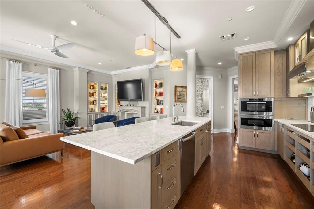 Active With Contract: $2,350,000 (4 beds, 3 baths, 3273 Square Feet)