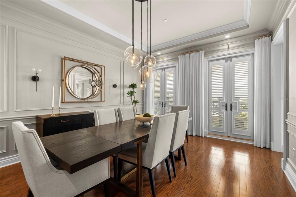 Active With Contract: $2,350,000 (4 beds, 3 baths, 3273 Square Feet)