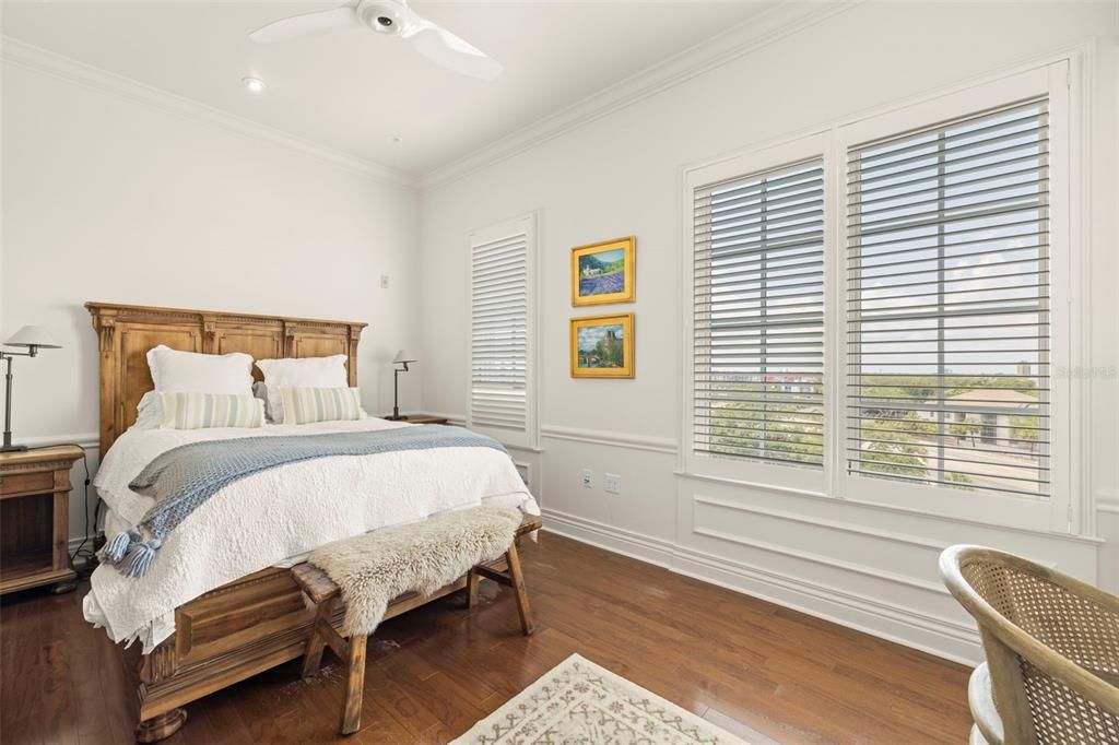 Active With Contract: $2,350,000 (4 beds, 3 baths, 3273 Square Feet)