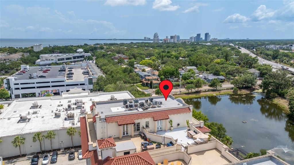 Active With Contract: $2,350,000 (4 beds, 3 baths, 3273 Square Feet)