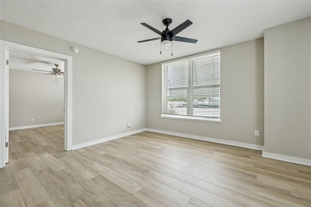 For Rent: $1,525 (1 beds, 1 baths, 615 Square Feet)