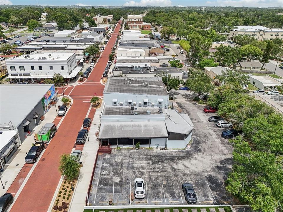 For Rent: $1,525 (1 beds, 1 baths, 615 Square Feet)