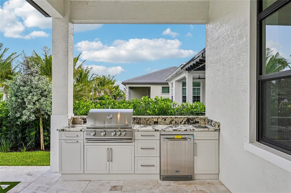 For Sale: $1,739,990 (3 beds, 3 baths, 2490 Square Feet)