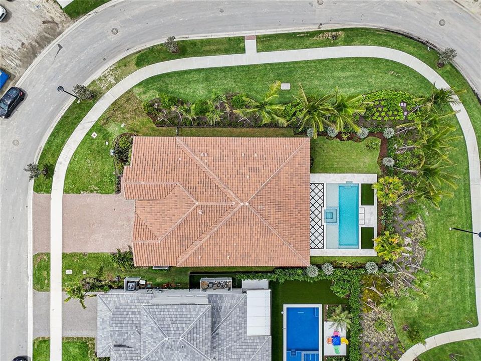 For Sale: $1,739,990 (3 beds, 3 baths, 2490 Square Feet)