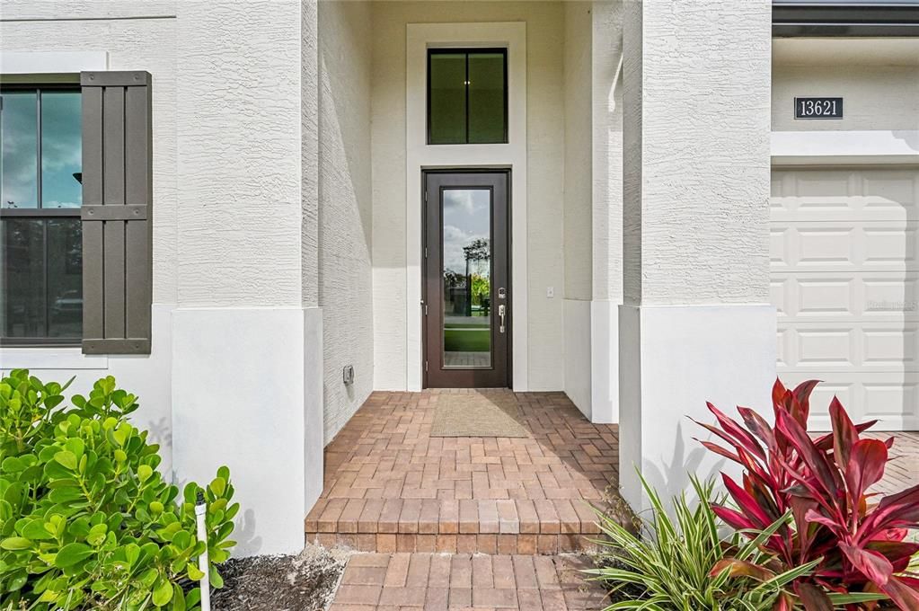 For Sale: $1,739,990 (3 beds, 3 baths, 2490 Square Feet)