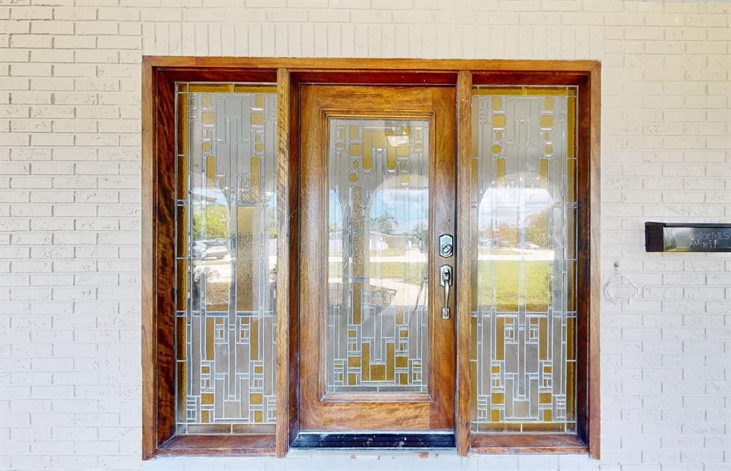 For Sale: $520,000 (3 beds, 3 baths, 1778 Square Feet)