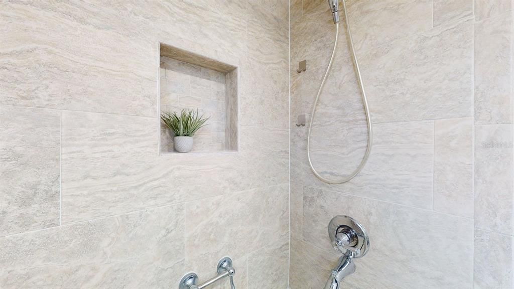 For Sale: $520,000 (3 beds, 3 baths, 1778 Square Feet)