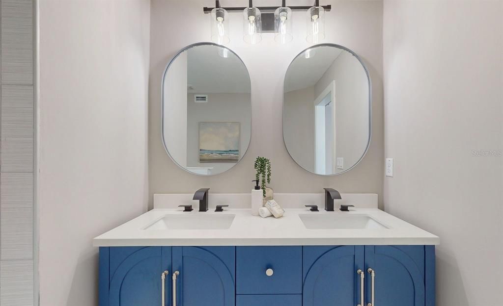 For Sale: $520,000 (3 beds, 3 baths, 1778 Square Feet)