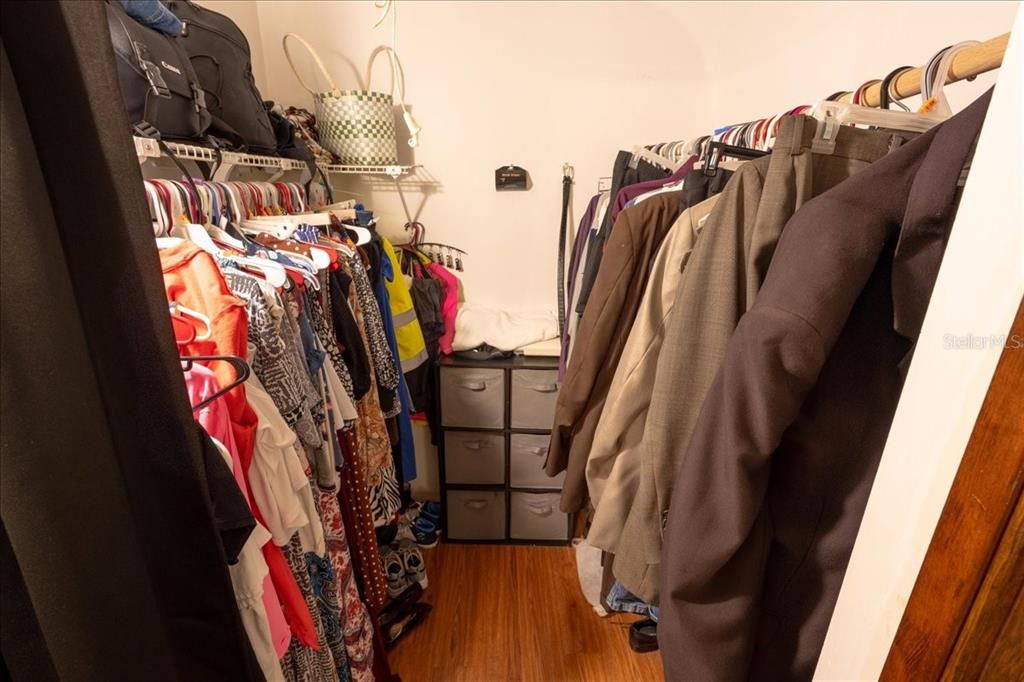 待售: $185,000 (2 贝兹, 2 浴室, 1160 平方英尺)