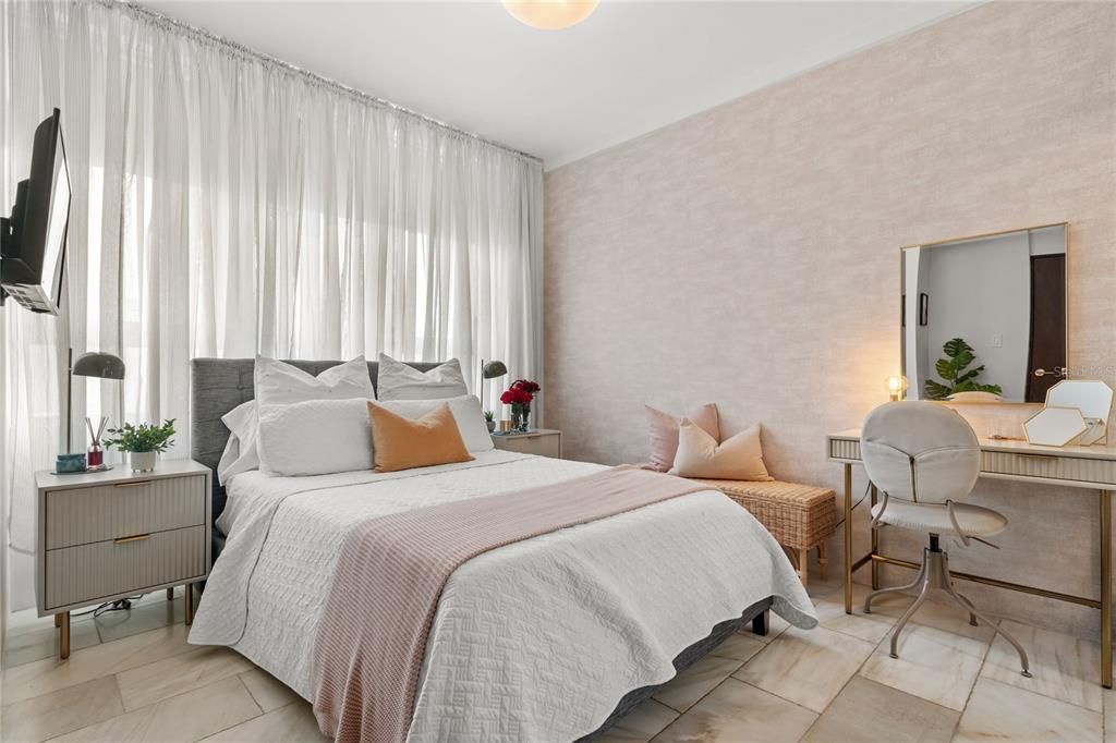 Под контрактом: $995,000 (4 спален, 4 ванн, 1998 Квадратных фут)