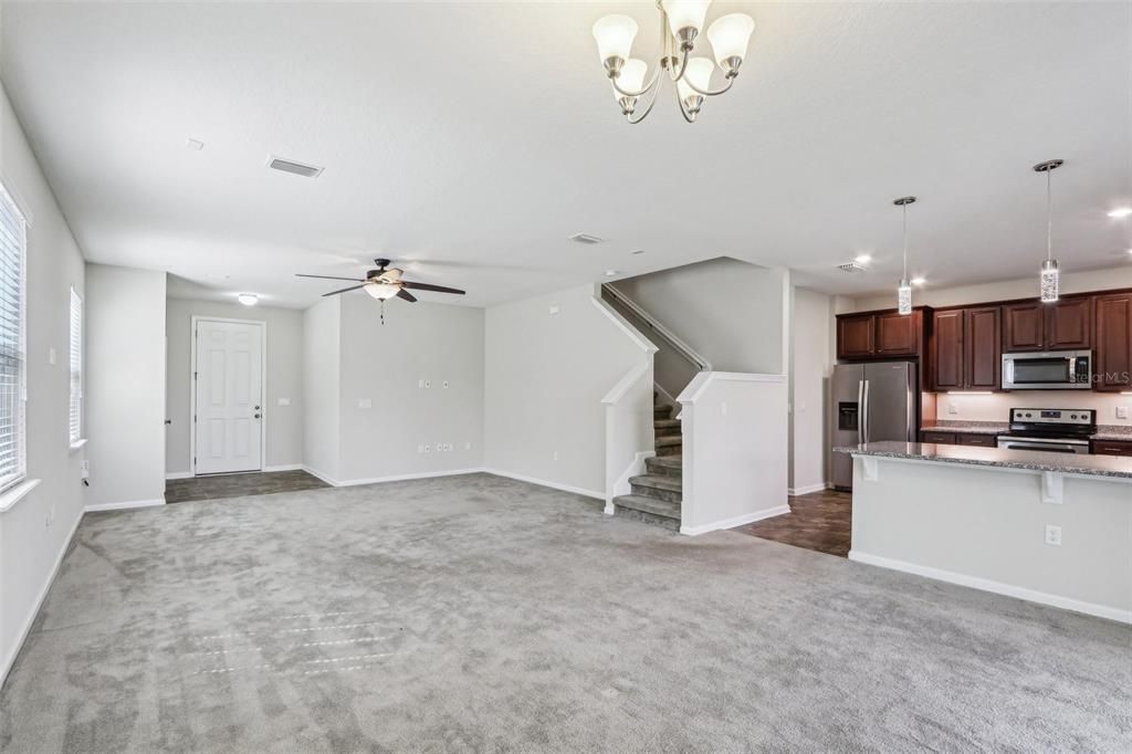 На продажу: $415,000 (3 спален, 2 ванн, 2086 Квадратных фут)